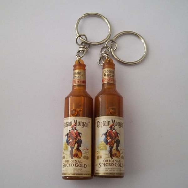 Custom Logo Projector Bottle With Keychain for Rum captain morgan