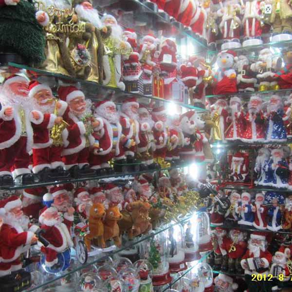 Yiwu Christmas Market For Santa Claus